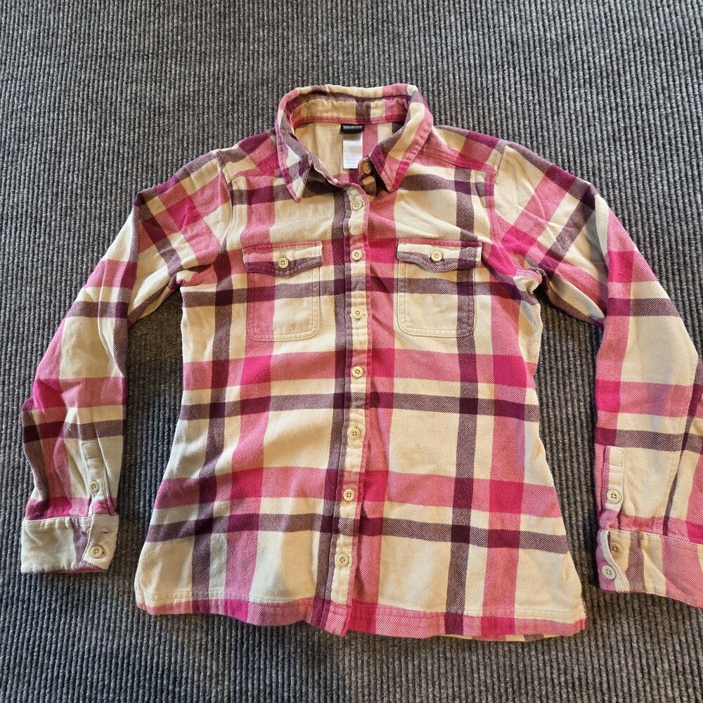 Patagonia Fjord Flannel Women’s Size 6 Long Sleeve Plaid Shirt